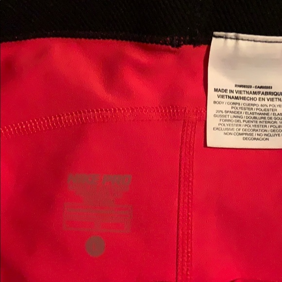 Nike Athletic bottoms, NWOT size large - Picture 2 of 2